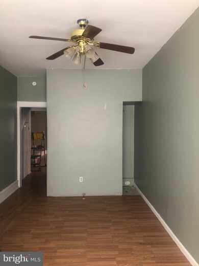 734 N 10th St, Reading, PA 19604 - photo 5