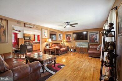 47 Theresa St, Ewing, NJ 08618 - photo 2