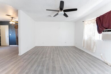 603 E Compton Ave, Pixley, CA 93256 - photo 4