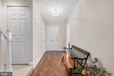 5806 Tudor Ln, Rockville, MD 20852 - photo 2