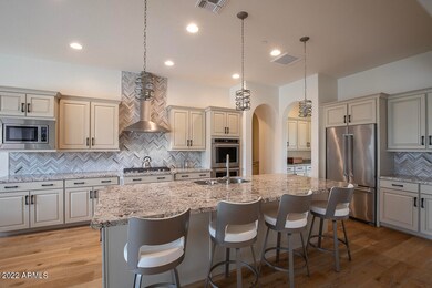 10997 N 137th St-14