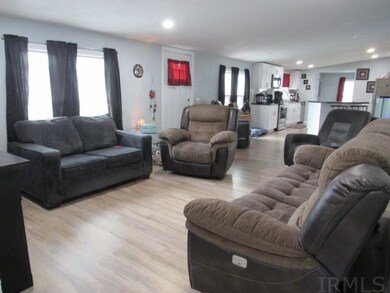 337 W 2nd St, Auburn, IN 46706 - photo 5