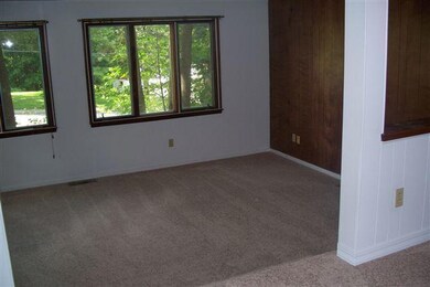 176 Montello St, Lewiston, ME 04240 - photo 4