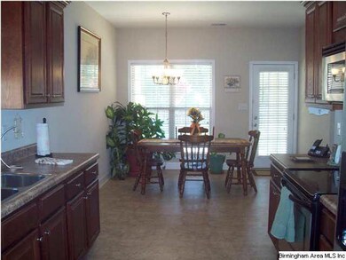 Sparkling Eat-in-Kitchen features upgraded stainle