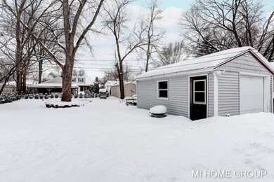 252 W 21st St, Holland-4
