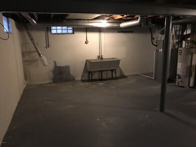 1251 Spring Ave NE, Grand Rapids, MI 49505 - photo 5