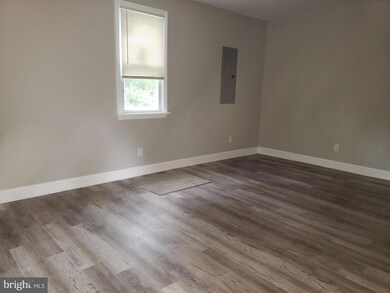 476 Deptford Ave, Woodbury, NJ 08096 - photo 7