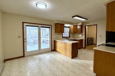 8 Cessna Place, Rutland, VT 05701 - photo 7