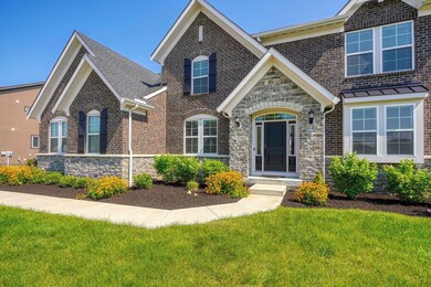 832 Pathlow Dr (49)