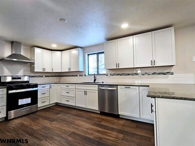 2001 E 30th St, Scottsbluff, NE 69361 - photo 2