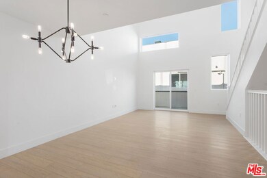 11218 W Lyon Ln, Los Angeles, CA 91606 - photo 6