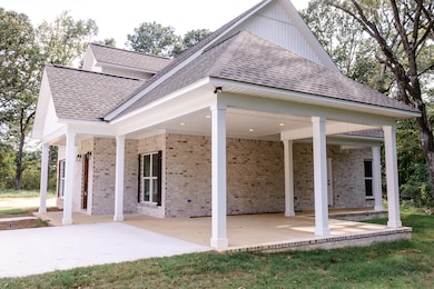 393 Woodland Dr, New Albany, MS 38652 - photo 2