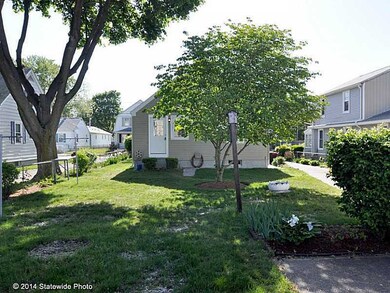 75 Ashburne St, Pawtucket, RI 02861 - photo 5