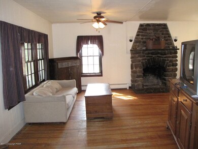 2429 Route 390, Canadensis, PA 18325 - photo 5