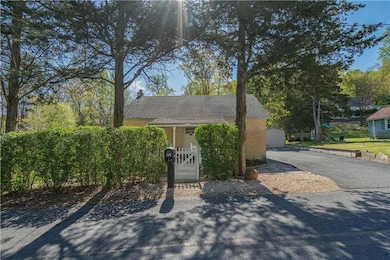 1102 S 10th St, Emmaus, PA 18049 - photo 2