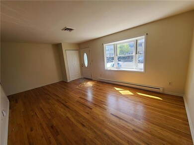 5595 Wedge Ln, Allentown, PA 18106 - photo 4