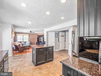 1834 Harewood Ln, Crofton, MD 21114 - photo 6