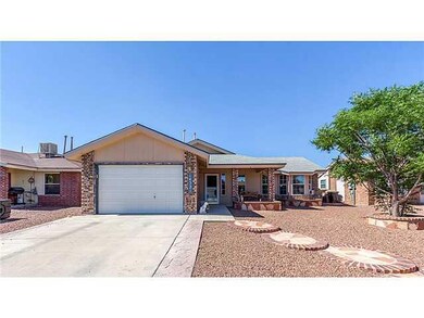 14521 Desierto Lindo Ave, El Paso, TX 79928 - photo 2