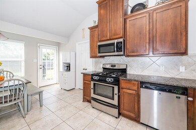 3213 Birkhill Ct, Bay City, TX 77414 - photo 6