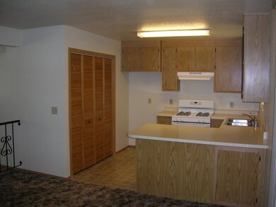 magnums kitchen