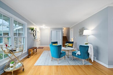 1649 Swallow St, Naperville, IL 60565 - photo 5