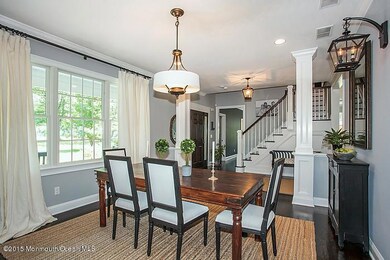 Queens Dr S 156 Dining room 3.jpg