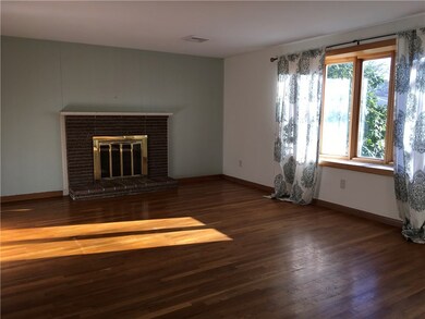 24 Fashion Dr, Warwick, RI 02886 - photo 6