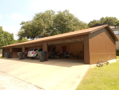 107 Frederick Rd, Fredericksburg, TX 78624 - photo 6
