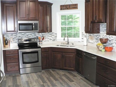 Updated Kitchen with Stainless Appliances