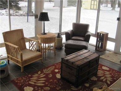 7191 Nickett Dr, North Tonawanda, NY 14120 - photo 4