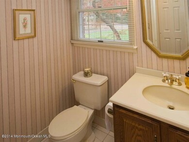 005_POWDER ROOM