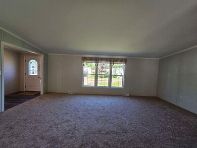 11 S Emperor Dr, Concord, NH 03303 - photo 5