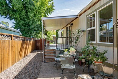 1055 N 5th St unit 123, Jacksonville, OR 97530 - photo 2