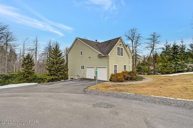 214 Hermit Thrush Rd, Pocono Pines, PA 18350 - photo 2