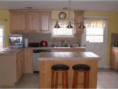 243 Westminster Rd, East Weymouth, MA 02189 - photo 4