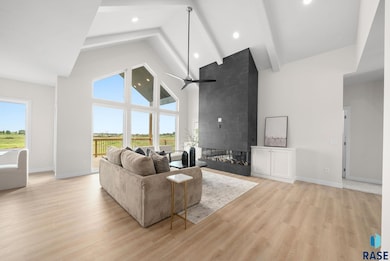 5601 E Morningside Cir, Sioux Falls, SD 57110 - photo 7