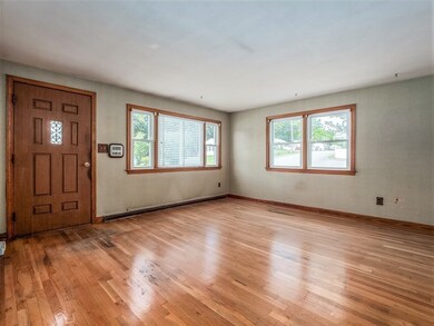 136 Glenmere St, Lowell, MA 01852 - photo 6