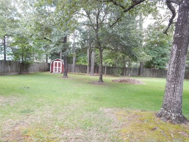 807 Harvey Dr, Pinehurst, TX 77362 - photo 4