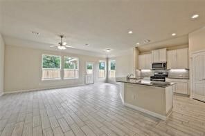 330 Riesling Dr, Alvin, TX 77511 - photo 5