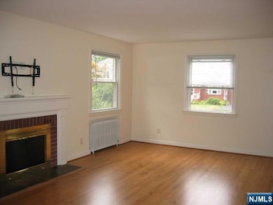 513 Lafayette Ave, Wyckoff, NJ 07481 - photo 4