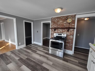 184 S Main St, Newport, NH 03773 - photo 3