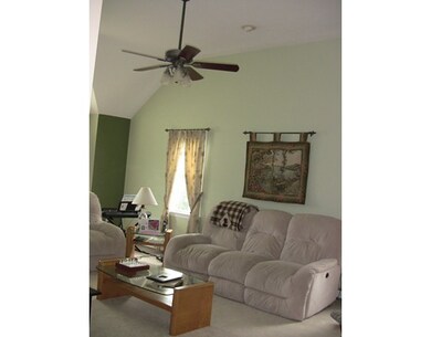 17 Toblin Hill Dr, Shrewsbury, MA 01545 - photo 6