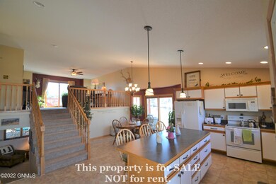 Main: Kitchen