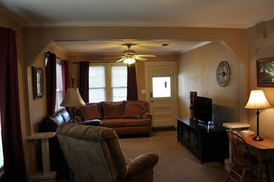 315 W Creek St, Fredericksburg, TX 78624 - photo 2