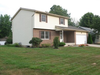 923 Hickory Dr, Marysville, OH 43040 - photo 2