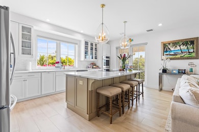 261-W-Seaview-Drive-kitchen-d
