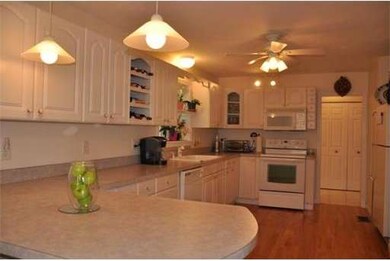 53 Glen St, Douglas, MA 01516 - photo 6