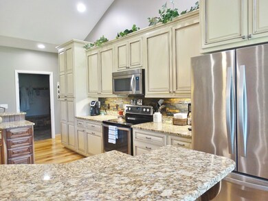 925 Falling Water Rd, Cookeville, TN 38506 - photo 7