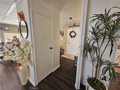 626 N Dearborn St unit 186, Redlands, CA 92374 - photo 6