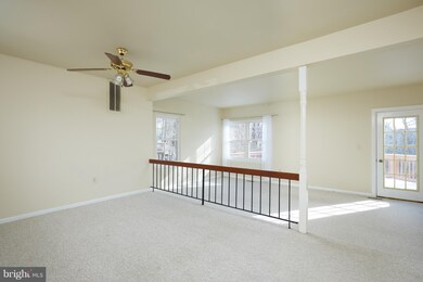 18779 Summer Oak Ct, Germantown, MD 20874 - photo 5